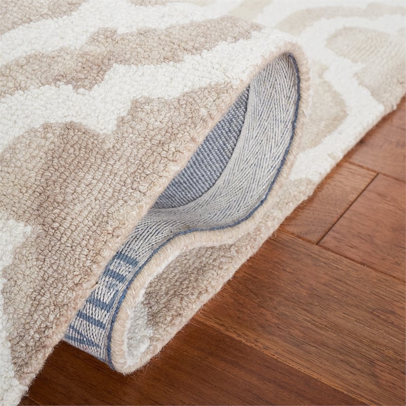 Safavieh Dip Dye 10' X 14' Hand Tufted Wool Rug in Beige and Ivory