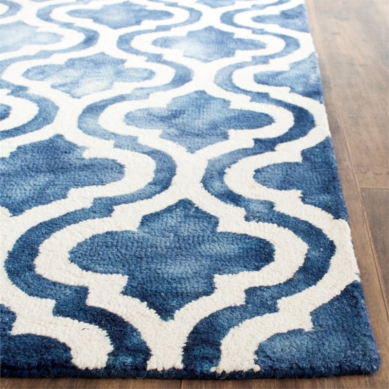 Safavieh Dip Dye 3' X 5' Hand Tufted Wool Pile Rug in Navy and Ivory