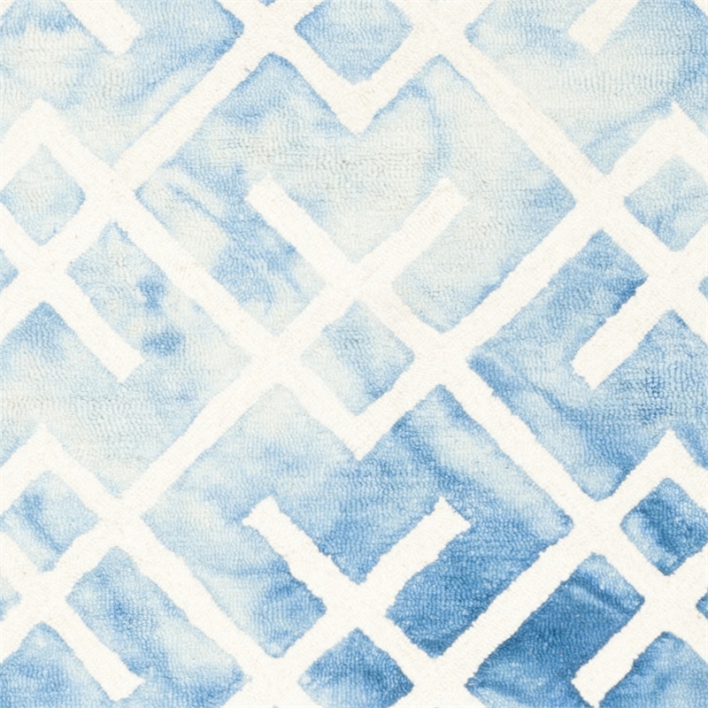 Safavieh Dip Dye 9' X 12' Hand Tufted Rug in Blue and Ivory