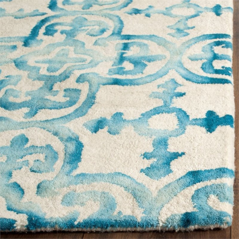 Safavieh Dip Dye 6' X 9' Hand Tufted Wool Rug in Ivory and Turquoise