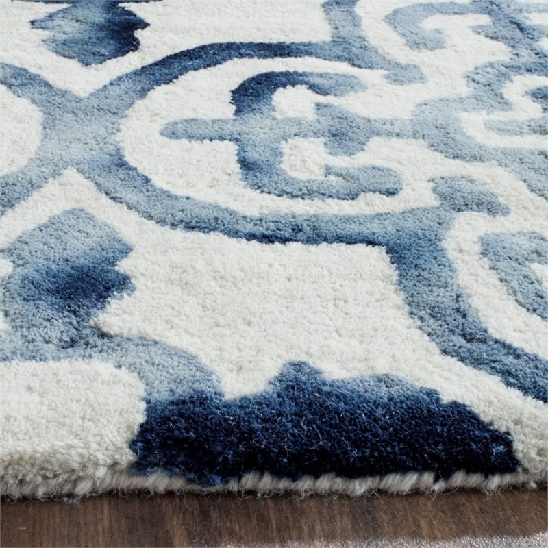 Safavieh Dip Dye 8' X 10' Hand Tufted Wool Pile Rug in Ivory and Navy