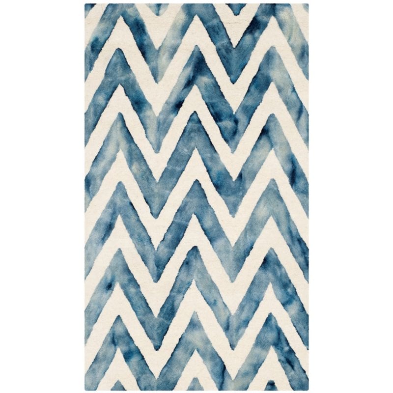 Safavieh Dip Dye 4' X 6' Hand Tufted Wool Pile Rug in Ivory and Navy