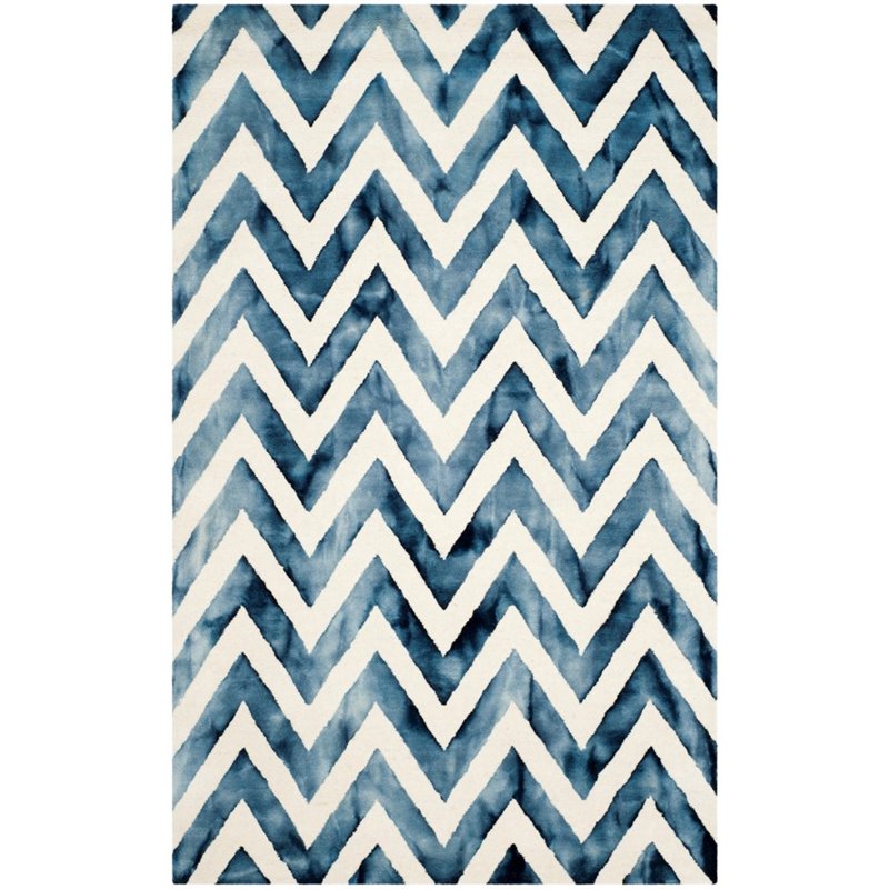 Safavieh Dip Dye 7' Round Hand Tufted Wool Rug in Ivory and Navy