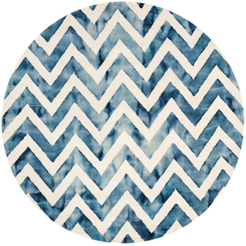 Safavieh Dip Dye 7' Round Hand Tufted Wool Rug in Ivory and Navy
