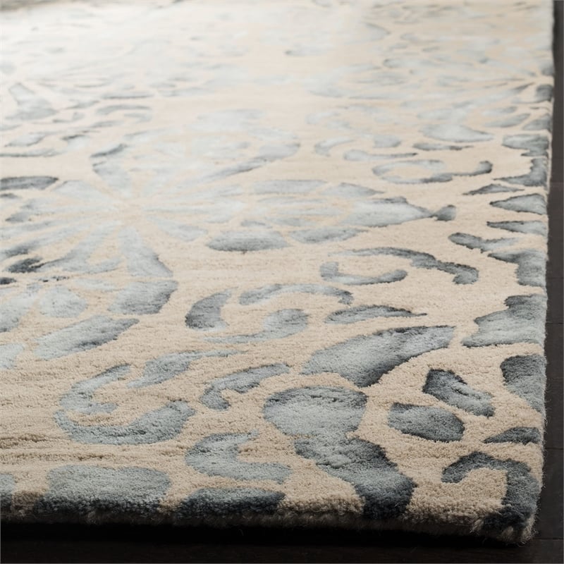 Safavieh Dip Dye 4' X 6' Hand Tufted Wool Pile Rug in Camel and Gray