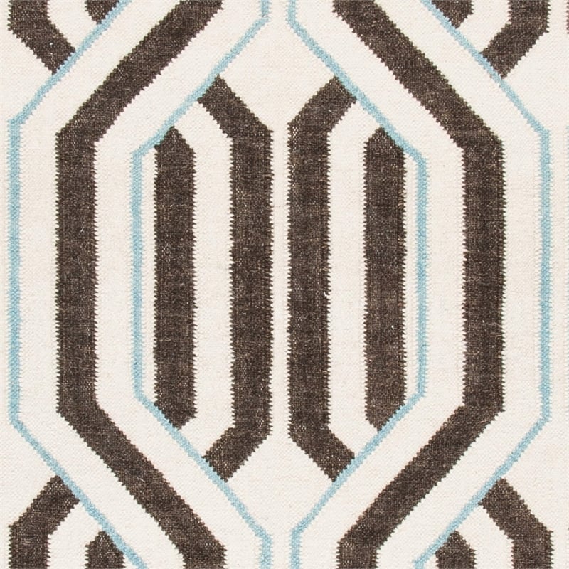 Safavieh Dhurries 8' X 10' Hand Woven Flat Weave Wool Rug in Ivory