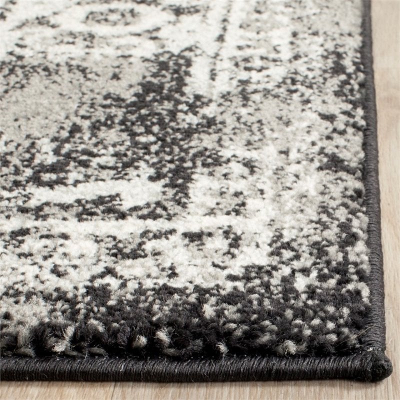 Safavieh Evoke 5'1