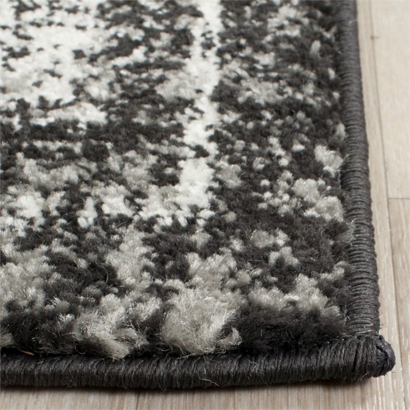 Safavieh Evoke 4' X 6' Power Loomed Rug in Charcoal and Ivory