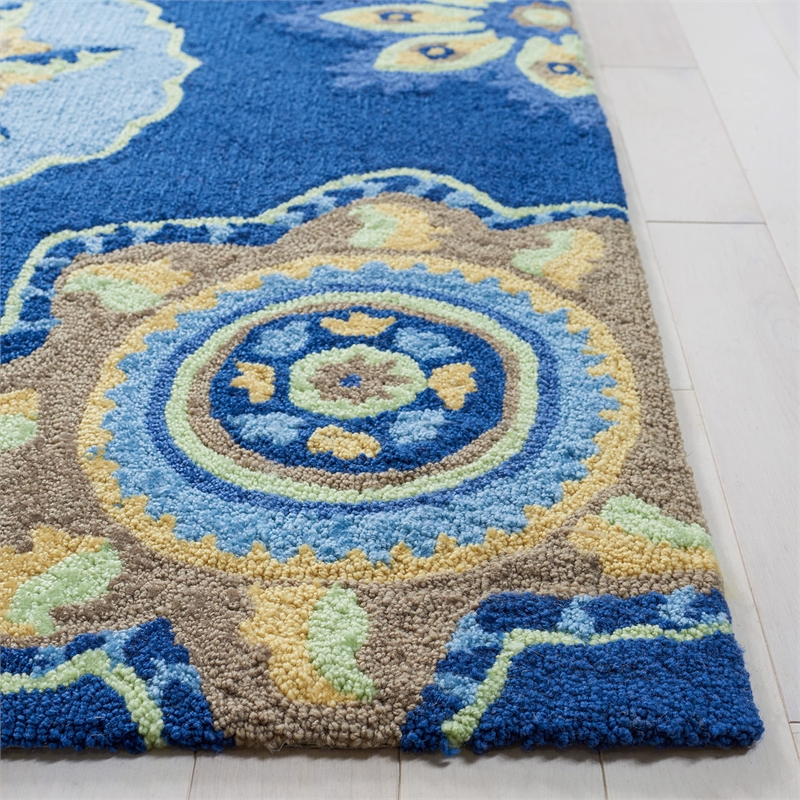 Safavieh Four Seasons 4' X 6' Hand Hooked Polyester Pile Rug in Navy