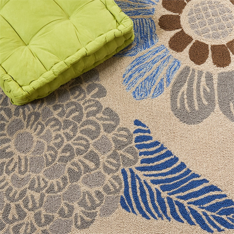 Safavieh Four Seasons 4' X 6' Hand Hooked Polyester Pile Rug in Gray