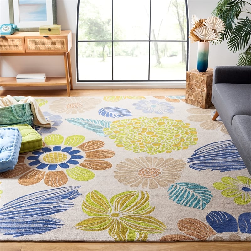 Safavieh Four Seasons 8' X 10' Hand Hooked Polyester Pile Rug in Beige