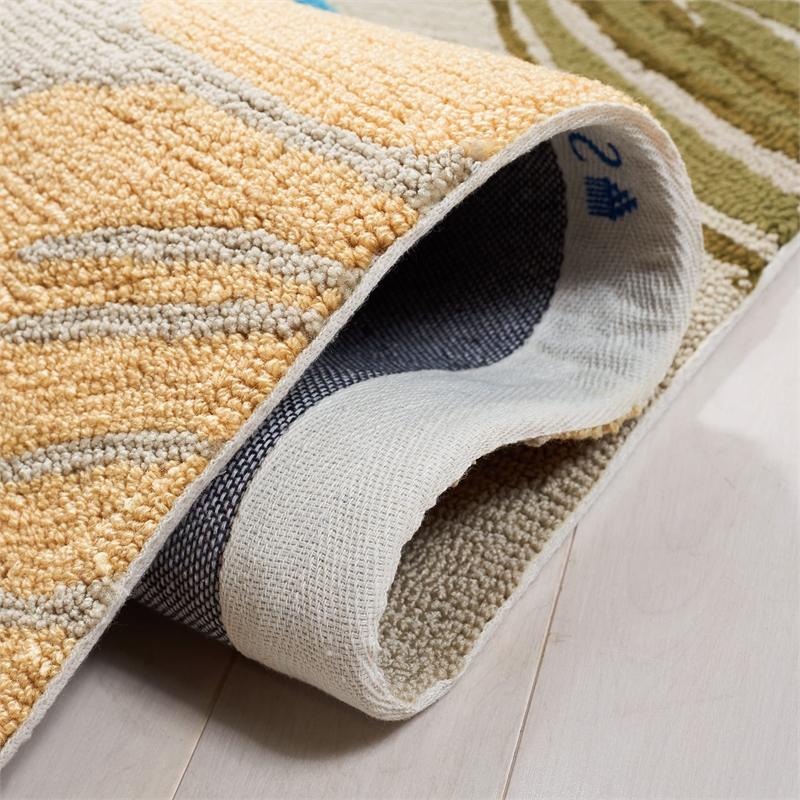 Safavieh Four Seasons 4' X 6' Hand Hooked Polyester Pile Rug in Ivory