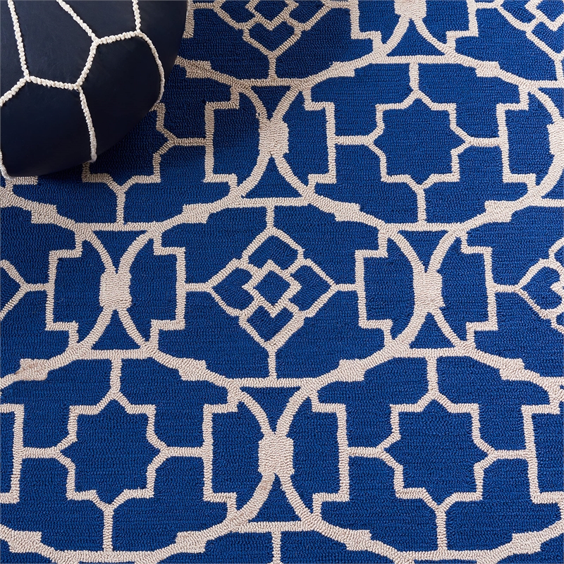 Safavieh Four Seasons 5' X 7' Hand Hooked Rug in Navy and Ivory