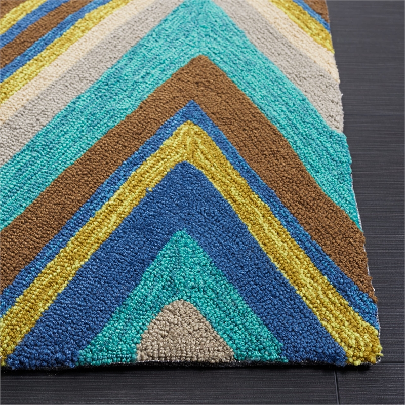 Safavieh Four Seasons 4' X 6' Hand Hooked Rug in Spa and Dark Brown