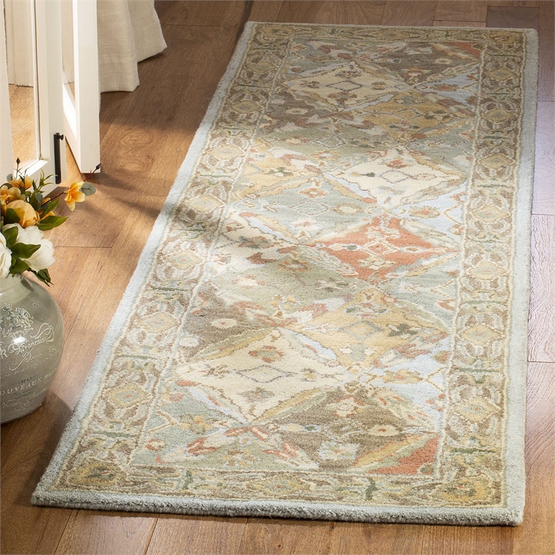 Safavieh Heritage 2'3