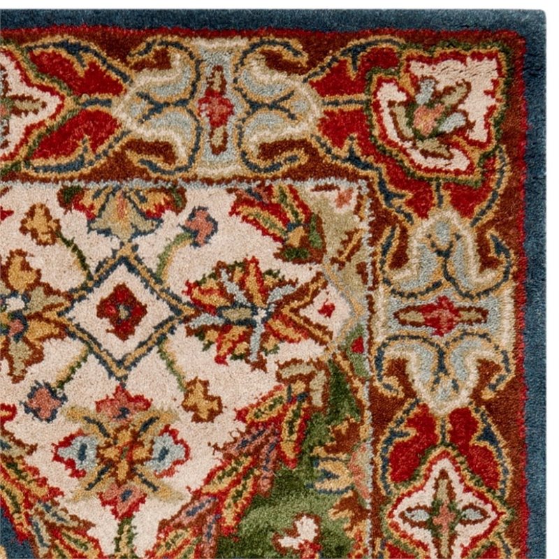 Safavieh Heritage 4'6