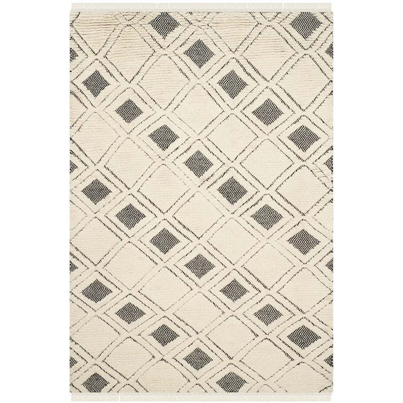 Safavieh Kenya 6' X 9' Hand Knotted Rug in Ivory and Black