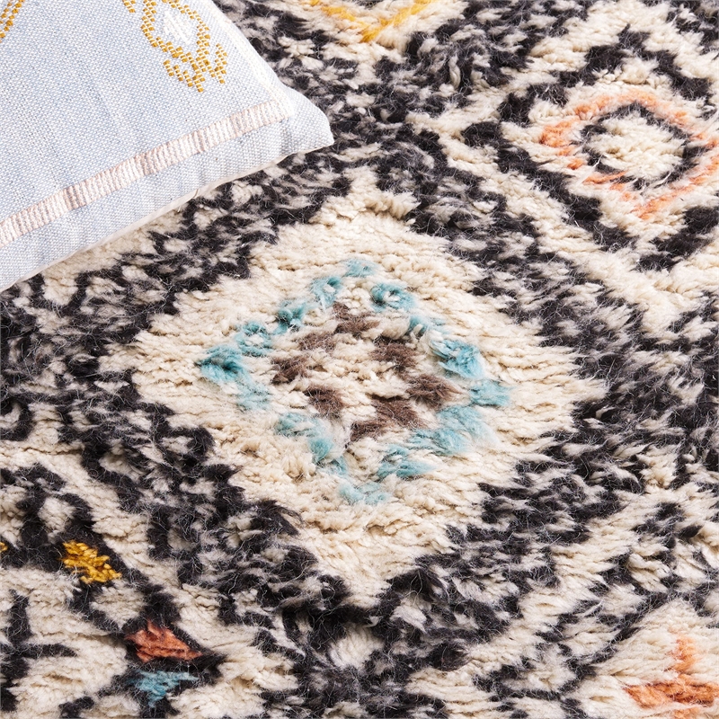 Safavieh Kenya 8' X 10' Hand Knotted Wool and Cotton Rug in Natural