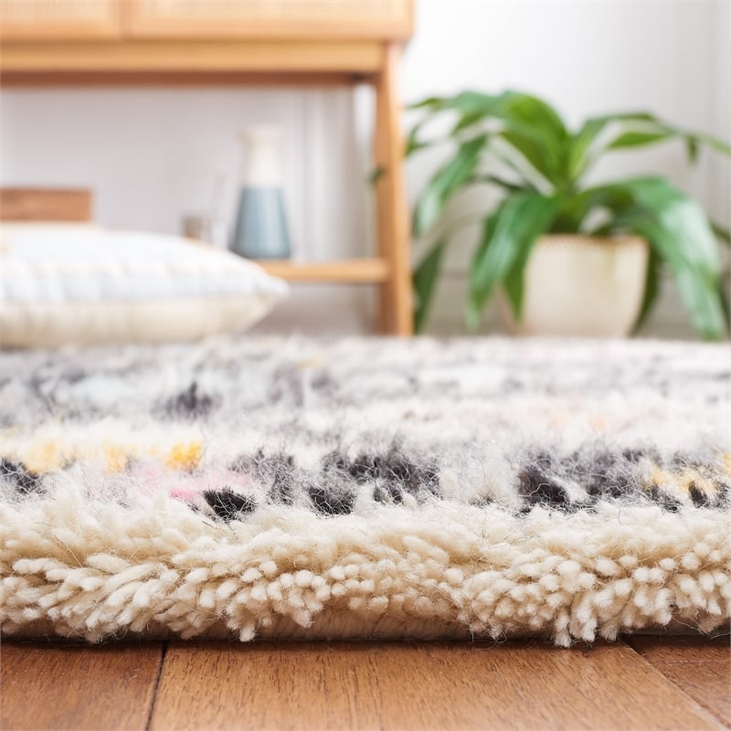 Safavieh Kenya 9' X 12' Hand Knotted Wool and Cotton Rug in Natural