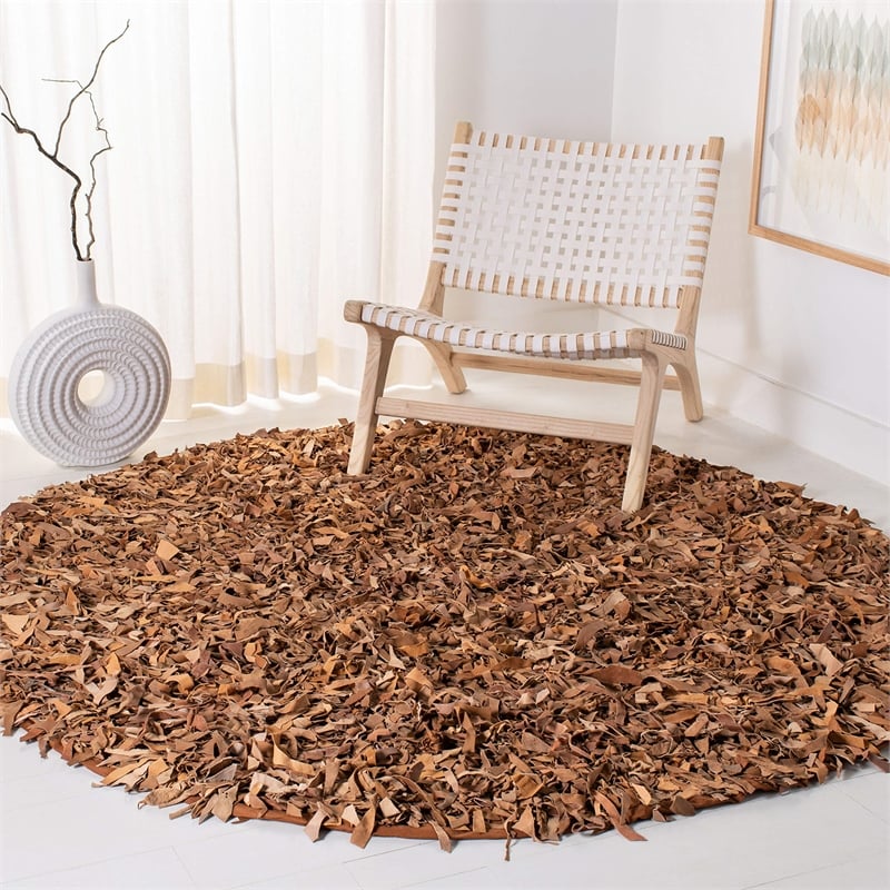 Safavieh Leather Shag 6' Round Hand Knotted Leather Rug in Brown