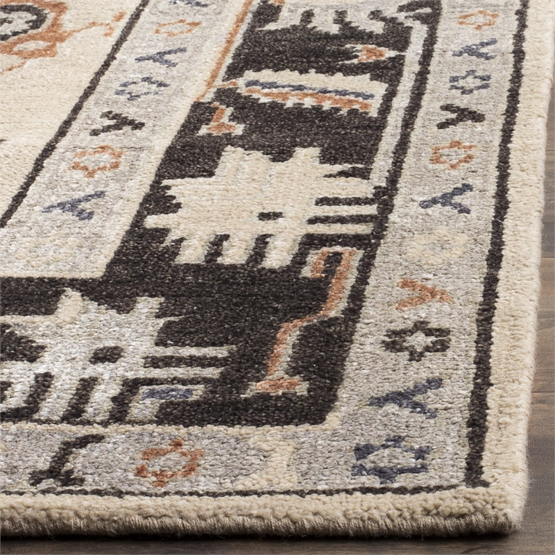 Safavieh Moharaja 4' X 6' Handmade Rug in Beige and Charcoal