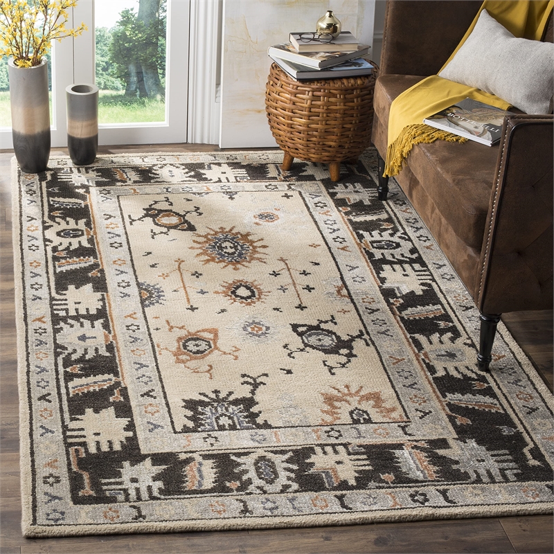 Safavieh Moharaja 5' X 8' Handmade Rug in Beige and Charcoal