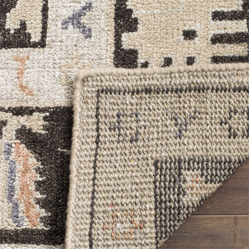 Safavieh Moharaja 8' X 10' Handmade Rug in Beige and Charcoal