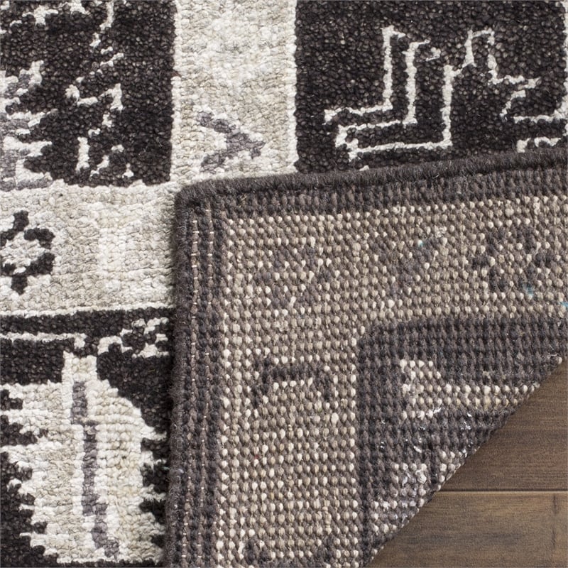 Safavieh Moharaja 8' X 10' Handmade Rug in Charcoal and Charcoal