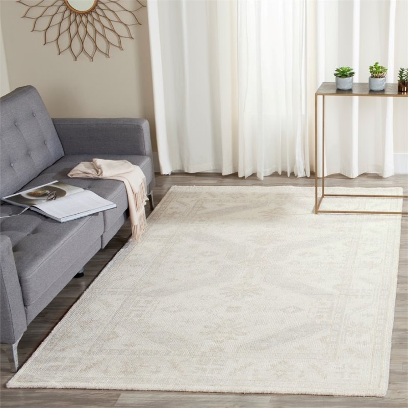 Safavieh Moharaja 4' X 6' Handmade Bamboo Silk Rug in Beige and Blue