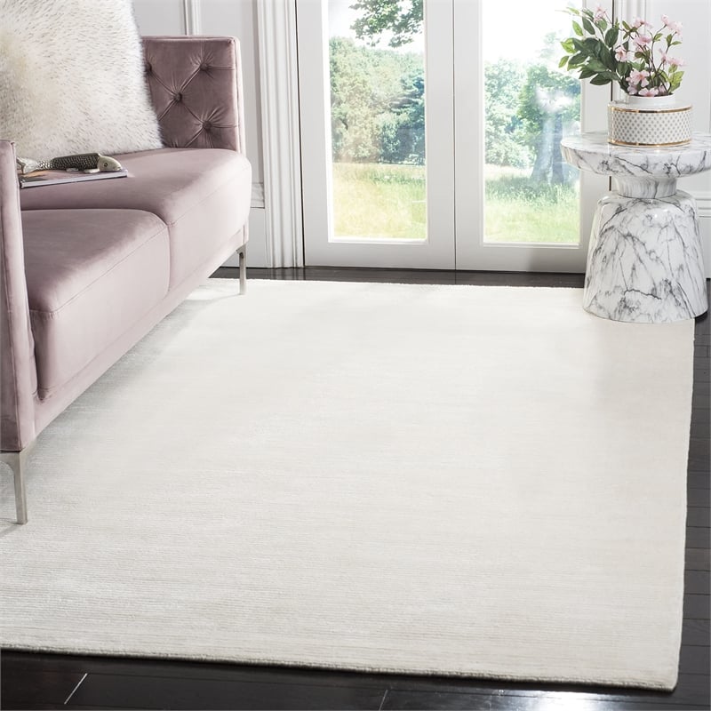 Safavieh Mirage 4' X 6' Loom Knotted Viscose Pile Rug in White
