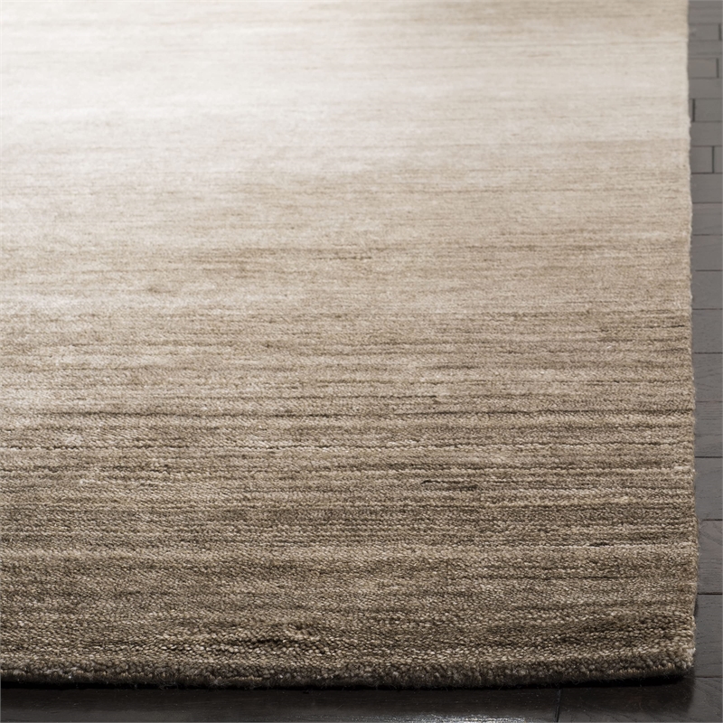 Safavieh Mirage 6' X 9' Hand Woven Viscose and Cotton Rug in Champagne