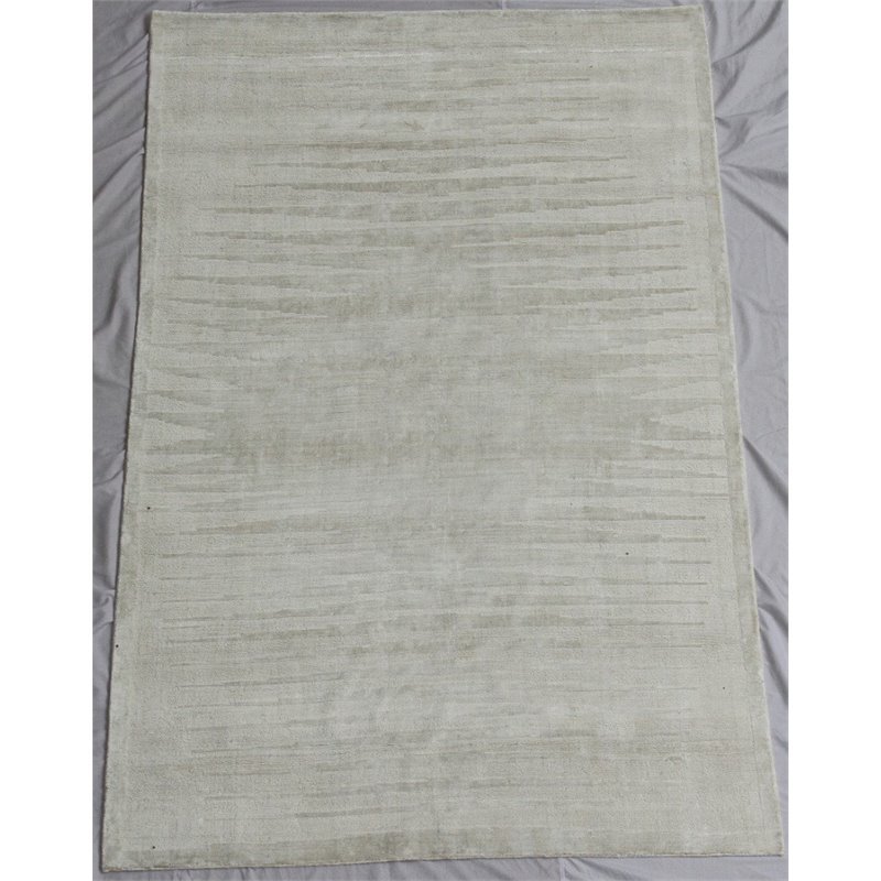 Safavieh Mirage 9' X 12' Hand Woven Viscose and Cotton Rug in Silver