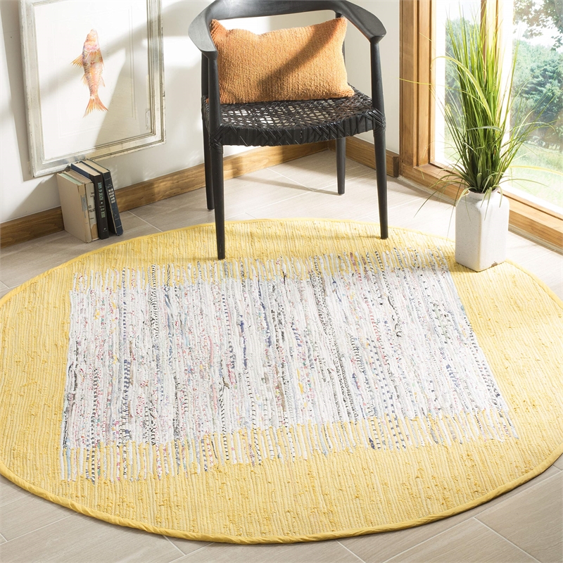 Safavieh Montauk 4' Round Hand Woven Cotton Rug