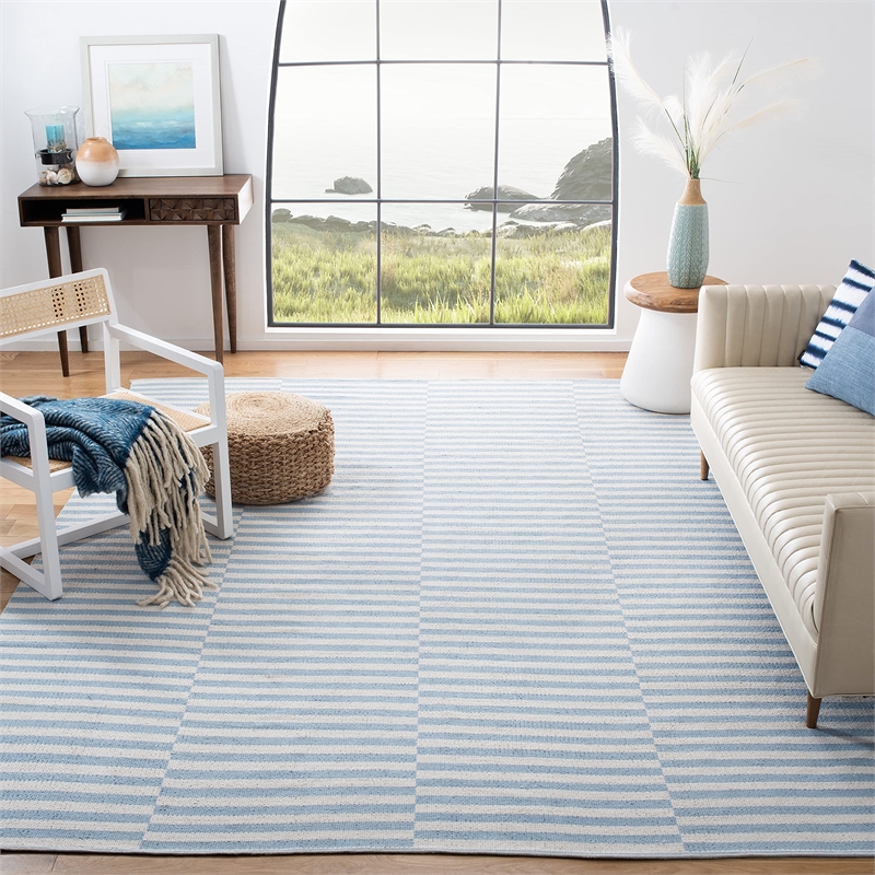 Safavieh Montauk 2' X 5' Hand Woven Cotton Pile Rug in Ivory and Gray