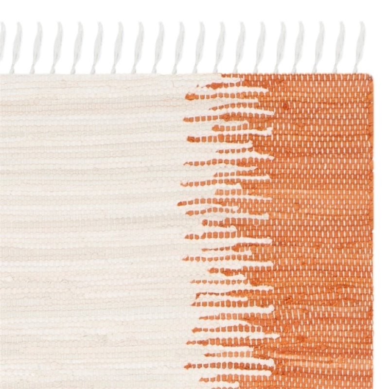 Safavieh Montauk 6' Round Hand Woven Cotton Pile Rug in Orange