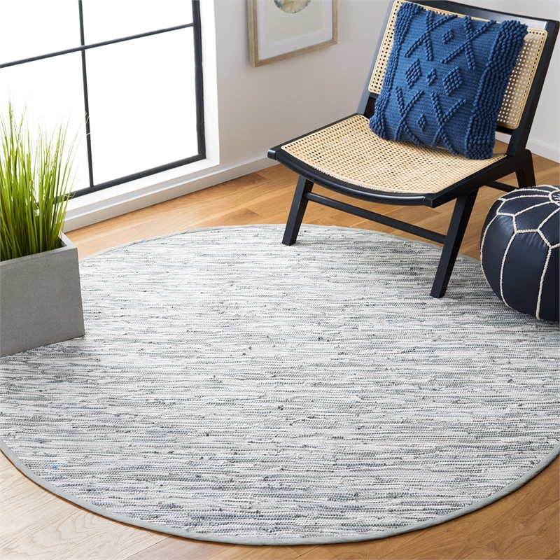 Safavieh Montauk 4' Round Hand Woven Cotton Pile Rug in Silver
