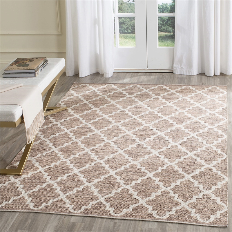 Safavieh Montauk 5' X 7' Hand Woven Cotton Pile Rug in Beige and Ivory