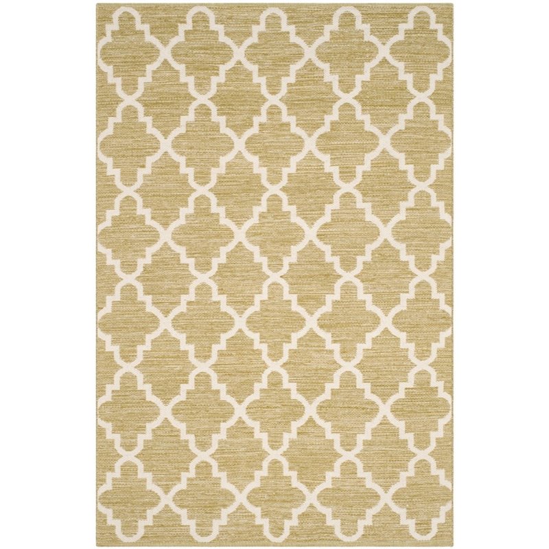 Safavieh Montauk 5' X 7' Hand Woven Cotton Pile Rug in Green and Ivory