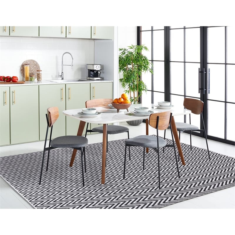 Safavieh Montauk 5' X 7' Hand Woven Cotton Pile Rug in Black and Ivory