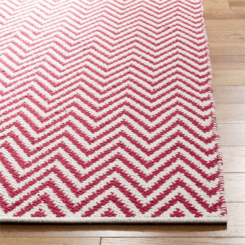 Safavieh Montauk 5' X 8' Hand Woven Cotton Pile Rug in Red and Ivory