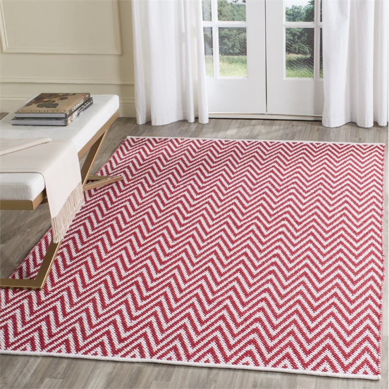 Safavieh Montauk 5' X 7' Hand Woven Cotton Pile Rug in Red and Ivory