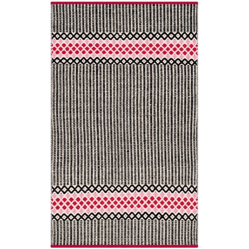 Safavieh Montauk 5' X 7' Hand Woven Cotton Pile Rug in Light Pink