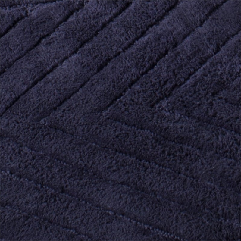 Safavieh Plush Master Bath 1'9