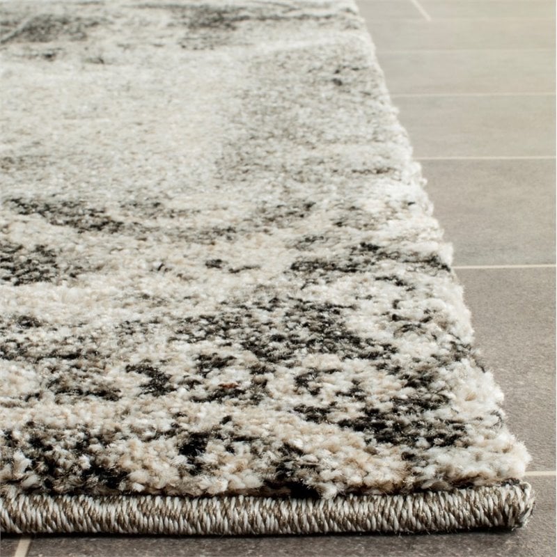 Safavieh Retro 5' X 8' Power Loomed Rug in Cream and Gray