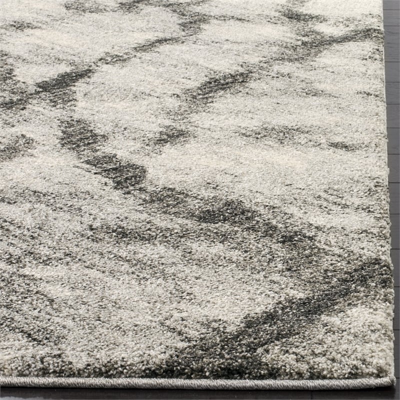 Safavieh Retro 6' X 9' Power Loomed Rug in Light Gray and Black