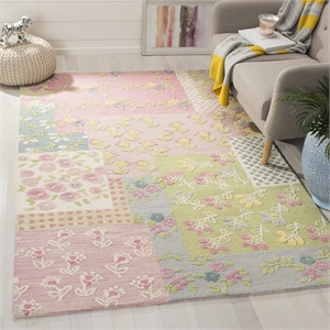 Safavieh 3' X 5' Hand Tufted Rug in Pink