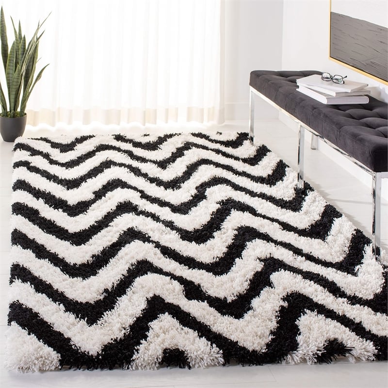 Safavieh Shag 3' X 5' Hand Tufted Acrylic Rug in Ivory and Black