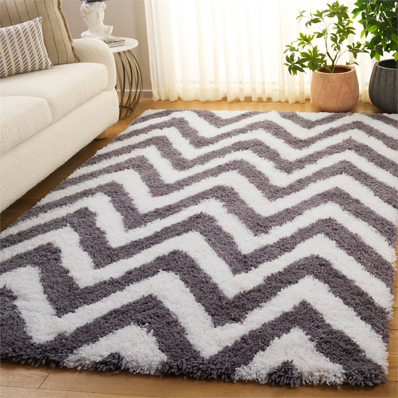Safavieh Shag 4' X 6' Hand Tufted Acrylic Rug in Ivory and Gray