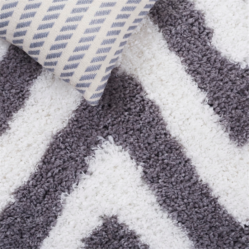 Safavieh Shag 4' X 6' Hand Tufted Acrylic Rug in Ivory and Gray