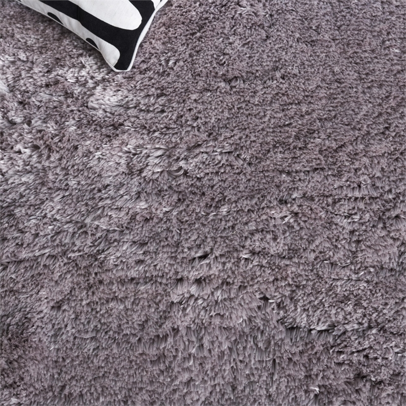 Safavieh Arctic Shag 5' X 7' Hand Tufted Polyester Rug in Pink
